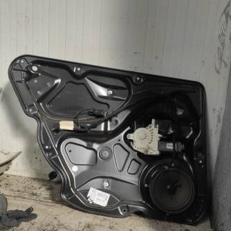 Macara stanga spate Passat b6 break