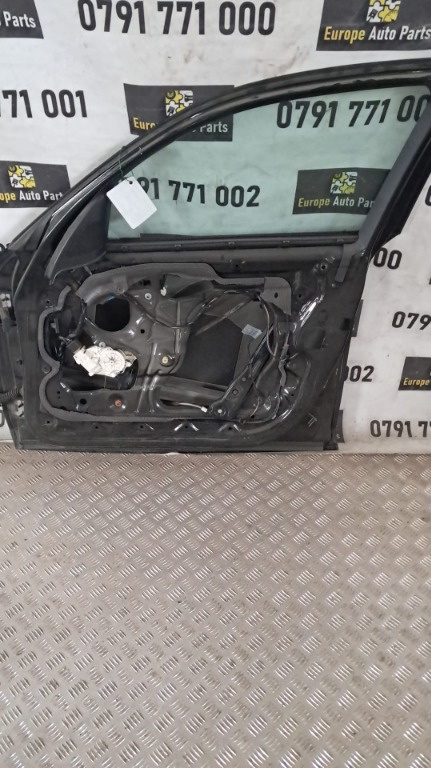 Macara usa fata dreapta BMW seria 1 E87 E81 2.0 D 