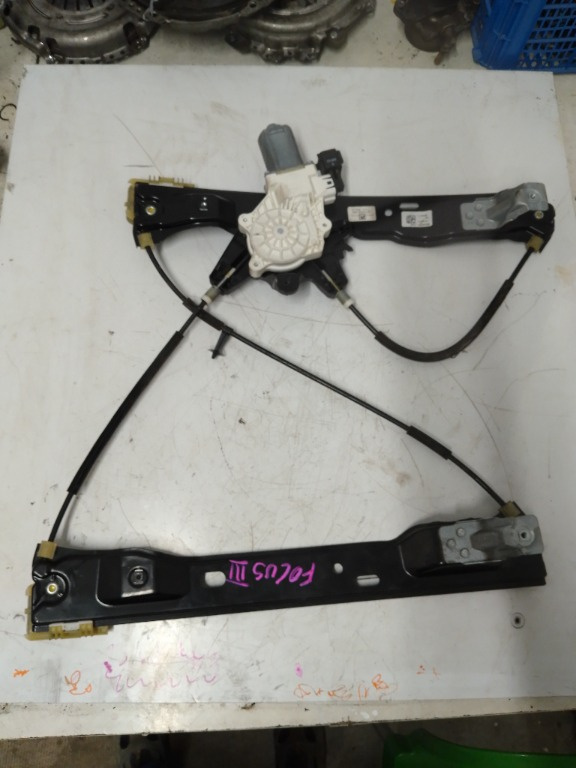 Macara usa stanga fata sofer Ford Focus 3