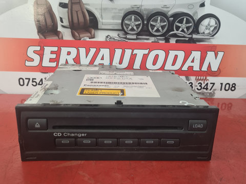 Magazie CD Audi A6 C6 2.0 Motorina 2006, 4E0910110E