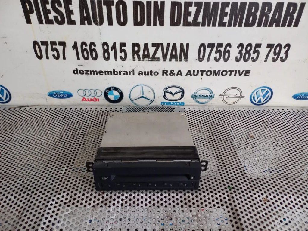 Magazie CD Bmw X5 X6 E70 E71 Cod 9151148 - Dezmemb