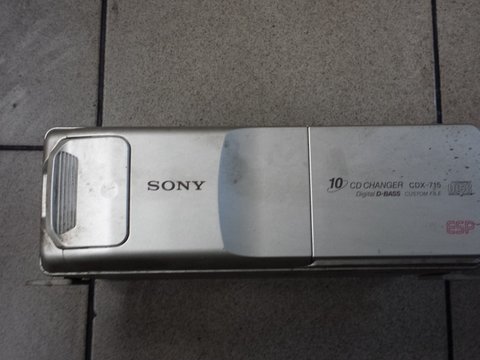 Magazie cd Sony cod:cdx-715