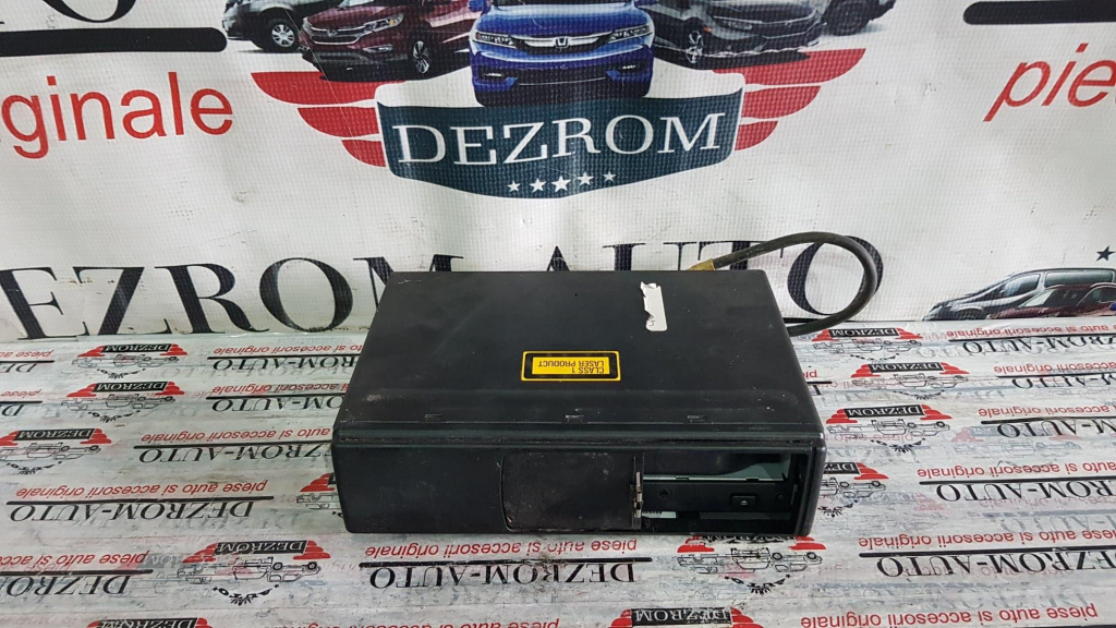 Magazie CD-uri VW Touareg I (7L) cod piesa : 1J6035111