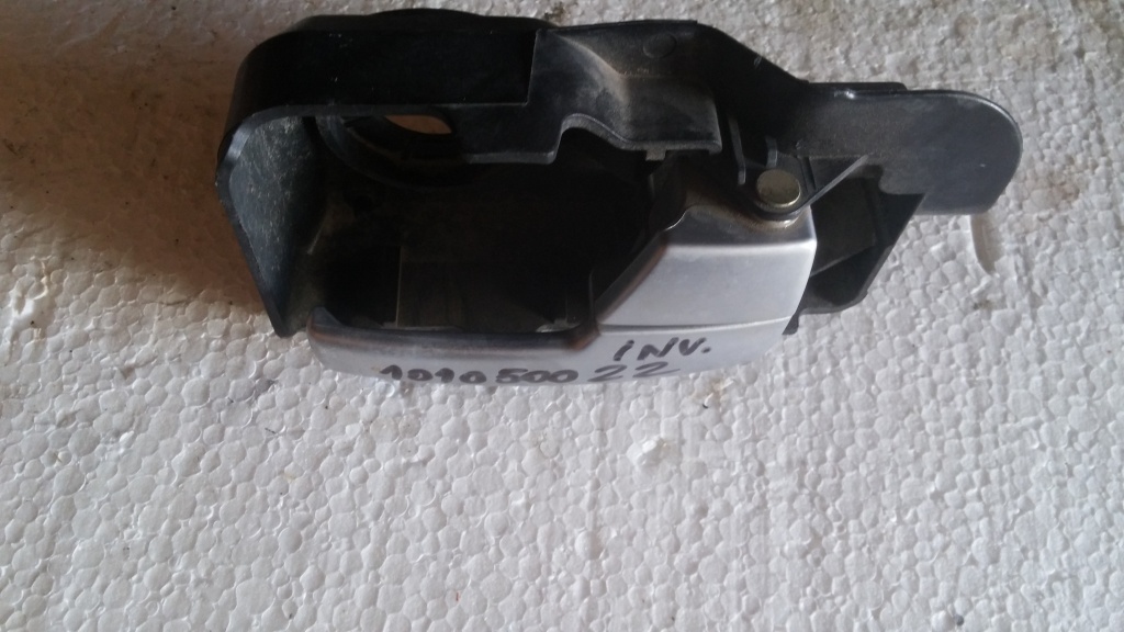 Maner exterior dreapta fata spate Ford Mondeo MK3, inv.101050022