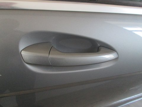 Maner exterior usa dreapta spate A2042600834 Mercedes C-Class W204 Avantgarde 2007 2008 2009 2010 2011