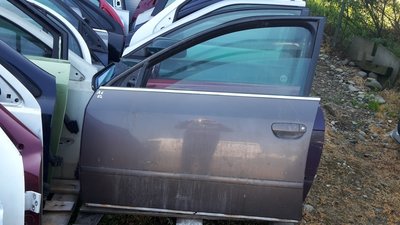 Maner exterior usa stanga fata Audi A6 C5 2002