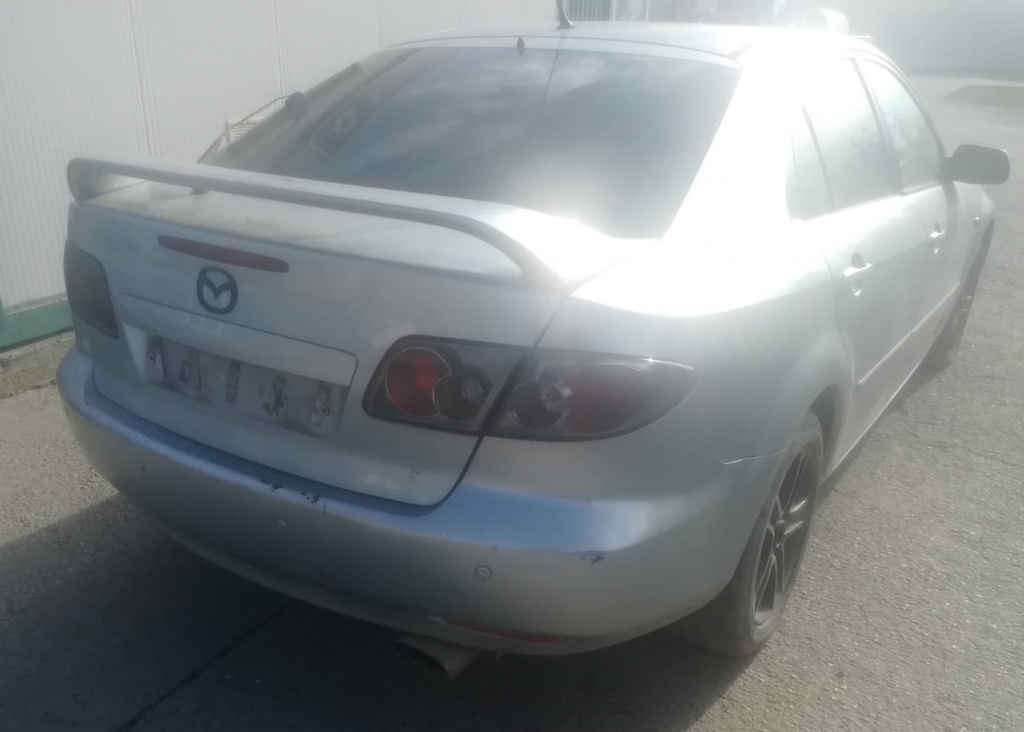 MANER EXTERIOR USA STANGA SPATE MAZDA 6 