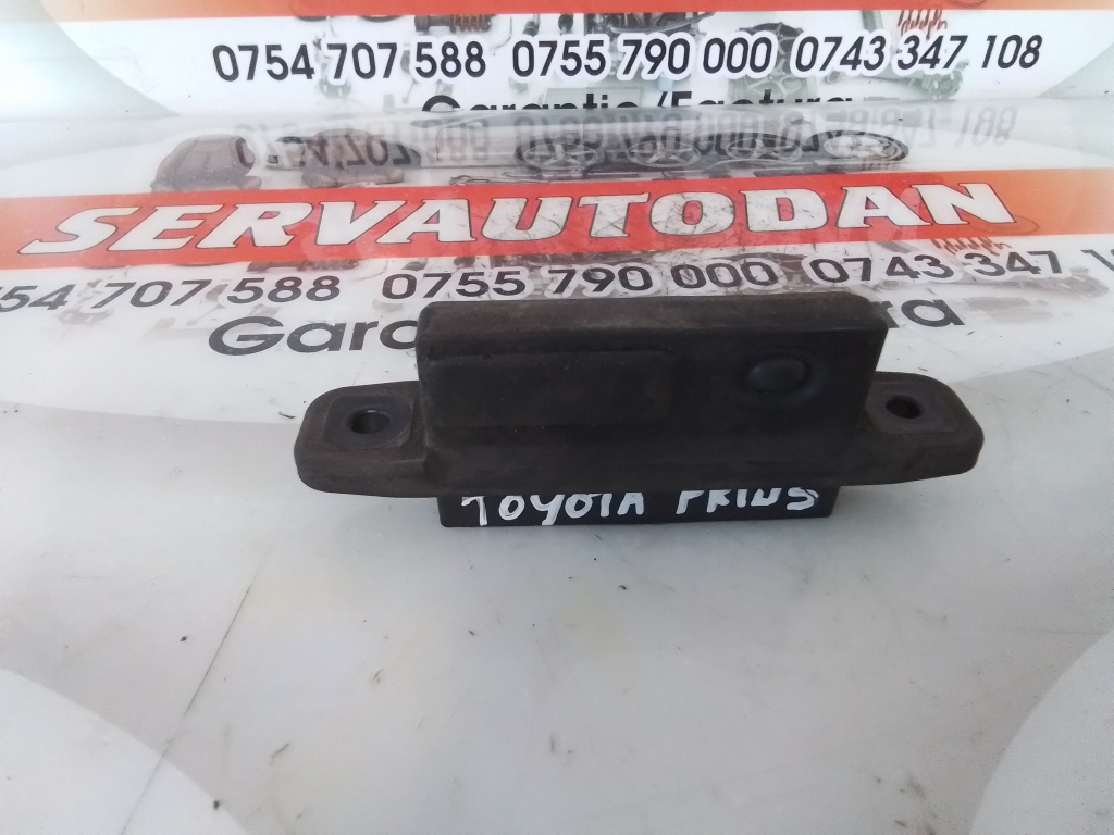 Maner haion Toyota Prius C (2012->) 1.8 Hybrid 2015