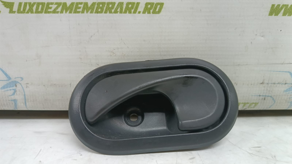 Maner interior stanga fata spate 8200733848 Dacia Duster [2010 - 2013]