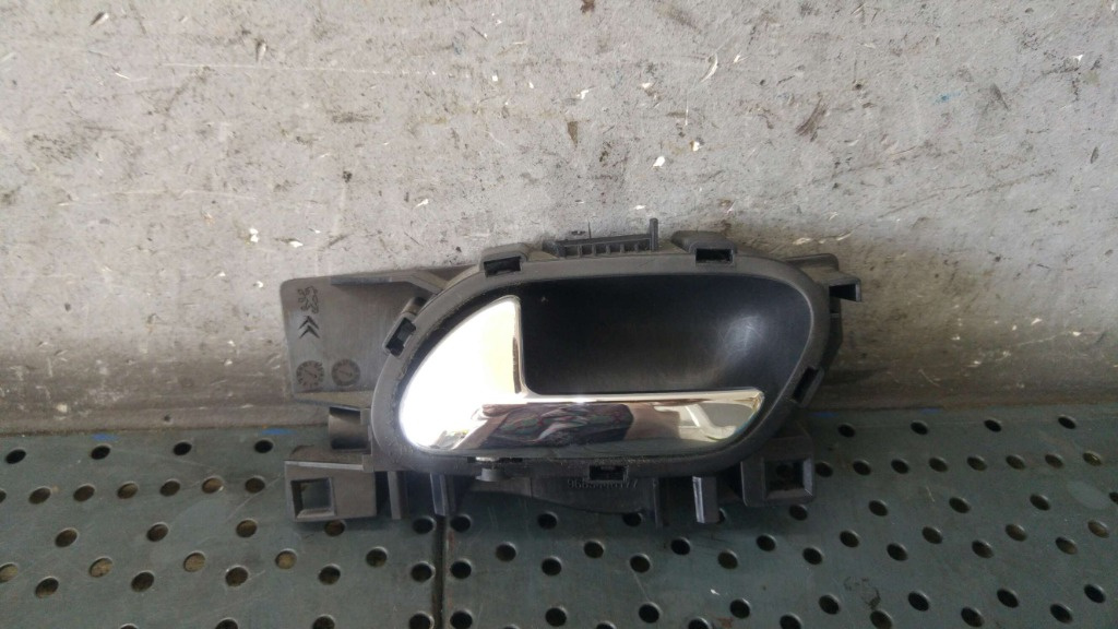 Maner interior stanga spate peugeot 3008 0u 9683446877 9683446177
