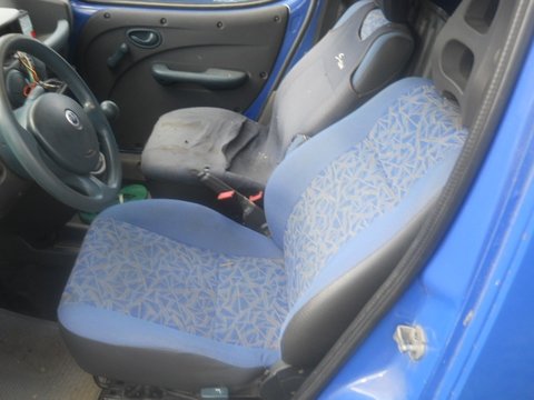 Maner interior usa Fiat Doblo an 2002