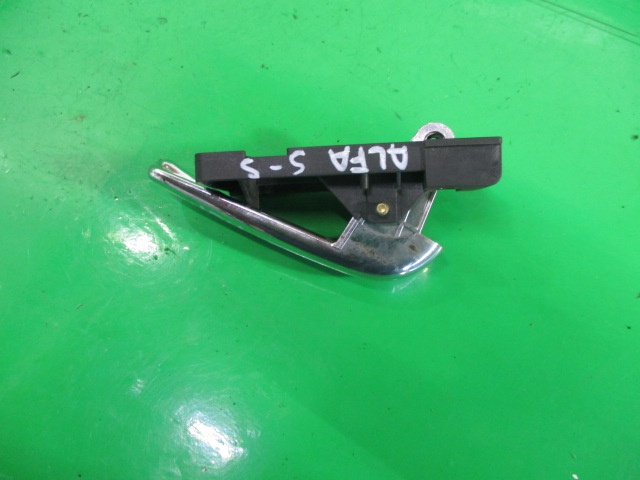MANER INTERIOR USA STANGA SPATE ALFA ROM