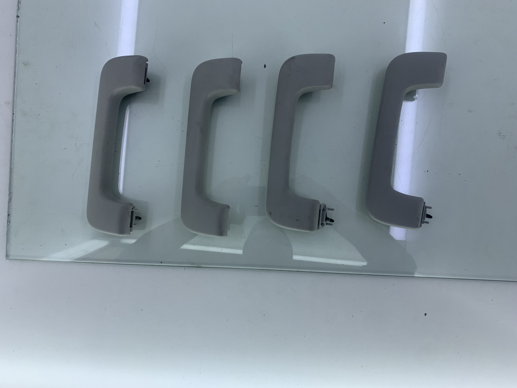 Maner plafon Audi A3 8P 2.0 TDI CBAB 2008-2013 8P0