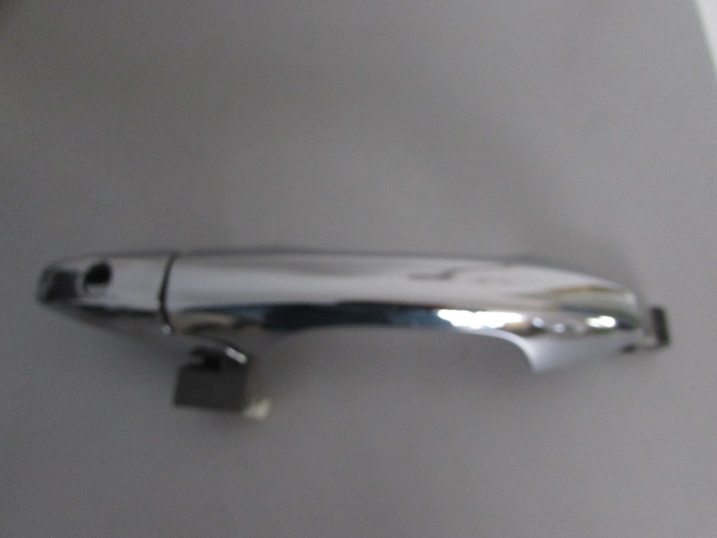 Maner usa cromat stanga fata (impecabil) Honda CR-V facelift 2010 2011 2012