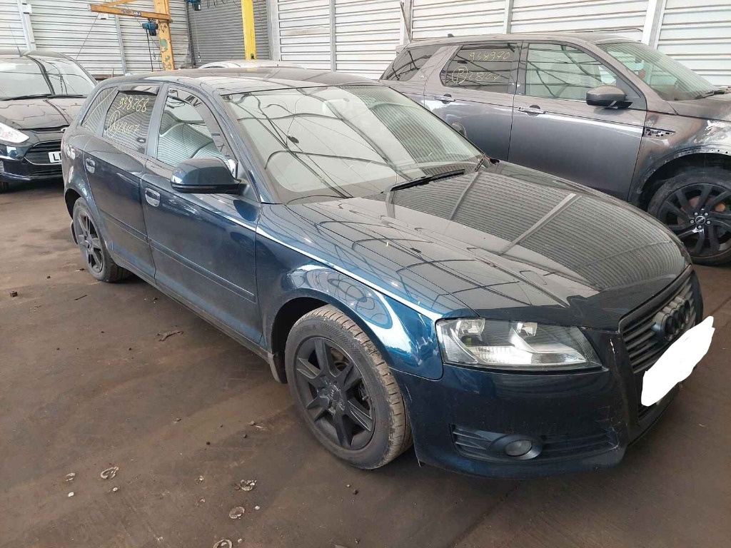 Maner usa dreapta fata Audi A3 8P 2009 HATCHBACK 2.0 TDI CBBB QUATTRO