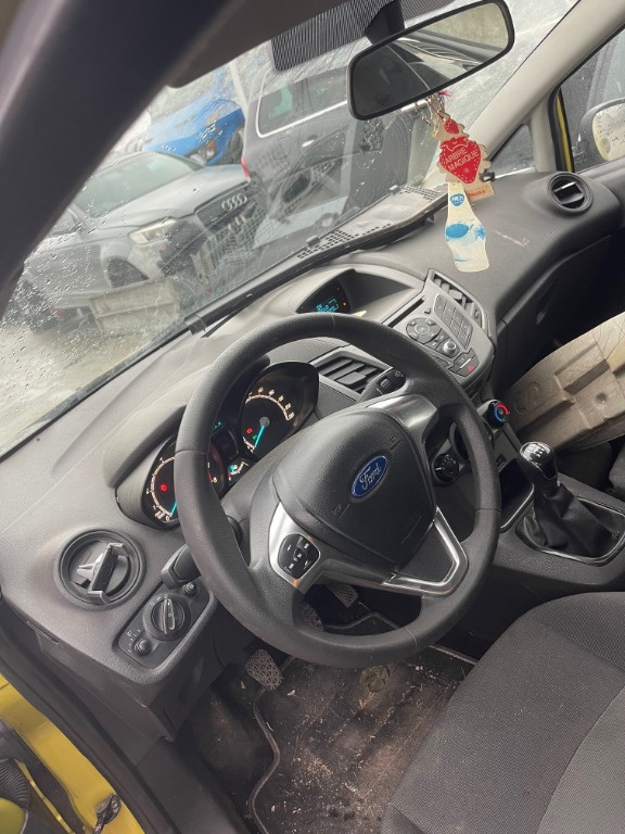 Maner usa dreapta fata Ford Fiesta 6 201
