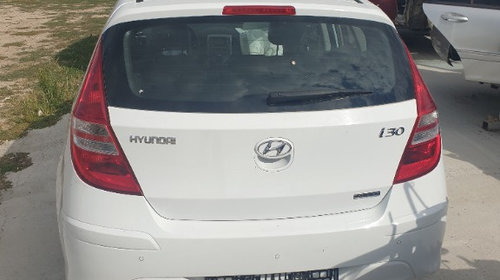 Maner usa dreapta fata Hyundai i30 2011 