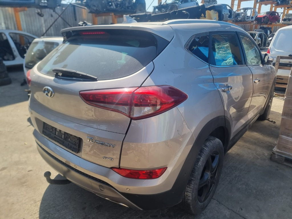 Maner usa dreapta fata Hyundai Tucson 2016 SUV 2.0 crdi D4HA