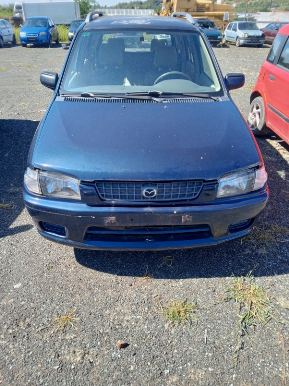 Maner usa dreapta fata Mazda Demio 1998 