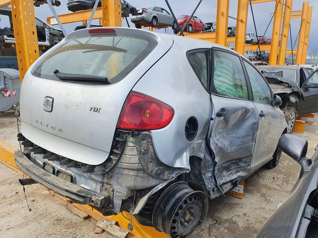 Maner usa dreapta fata Seat Altea 2007 m