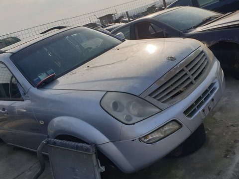 Maner usa dreapta fata SsangYong Rexton 2004 hatchback 2.7