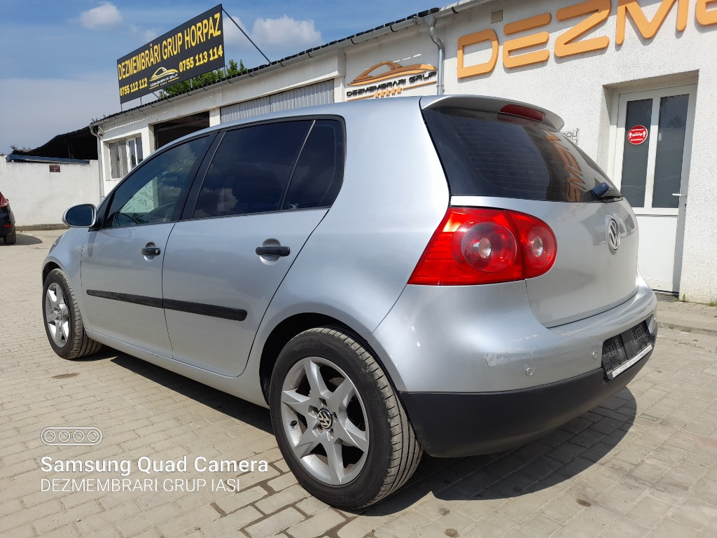 Maner usa dreapta fata Volkswagen Golf 5