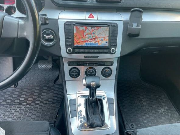 Maner usa dreapta fata Volkswagen Passat