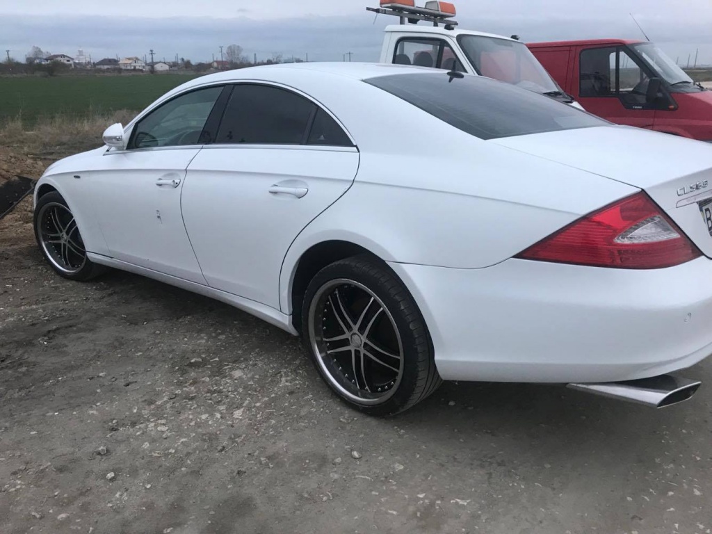 Maner usa dreapta spate Mercedes CLS W219 2005 berlina 3.5