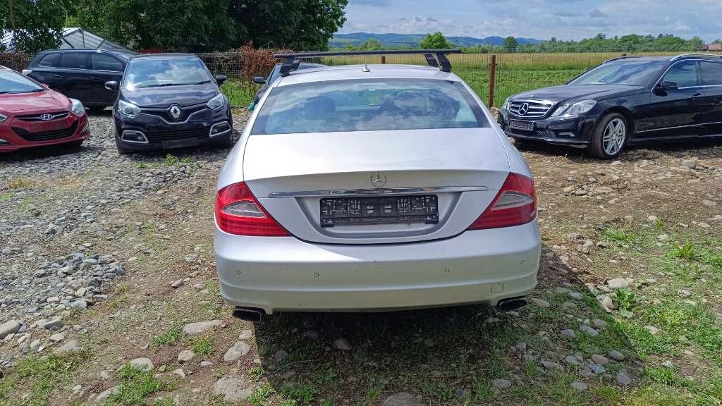 Maner usa dreapta spate Mercedes CLS W21