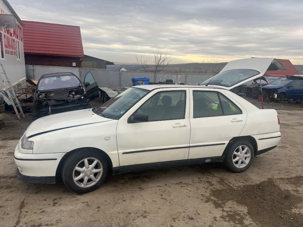 Maner usa dreapta spate Seat Toledo 1998