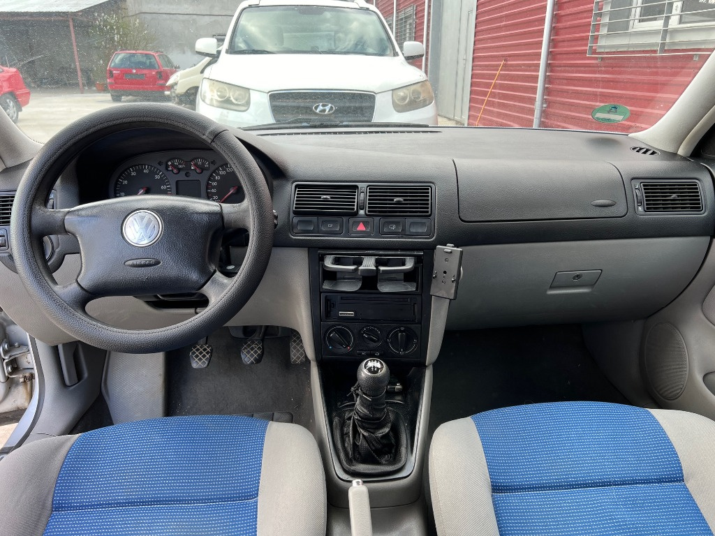 Maner usa dreapta spate Volkswagen Golf 