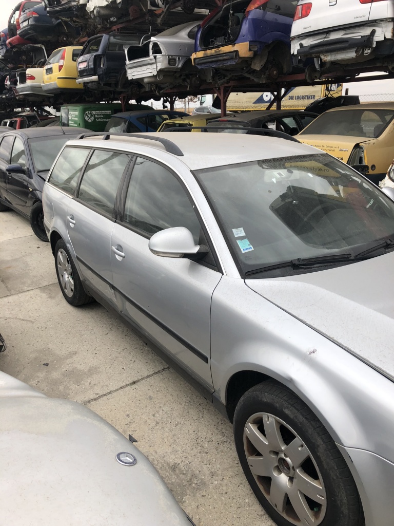 Maner usa dreapta spate VW Passat B5 200