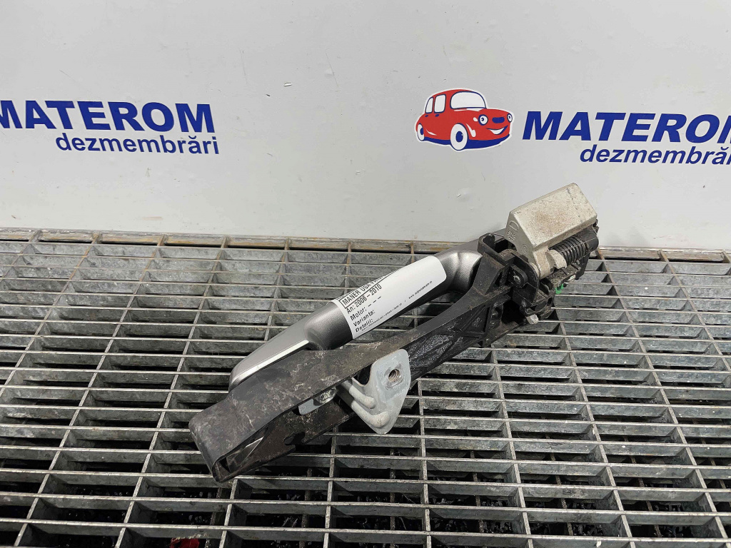 MANER USA FATA DREAPTA NISSAN QASHQAI QA