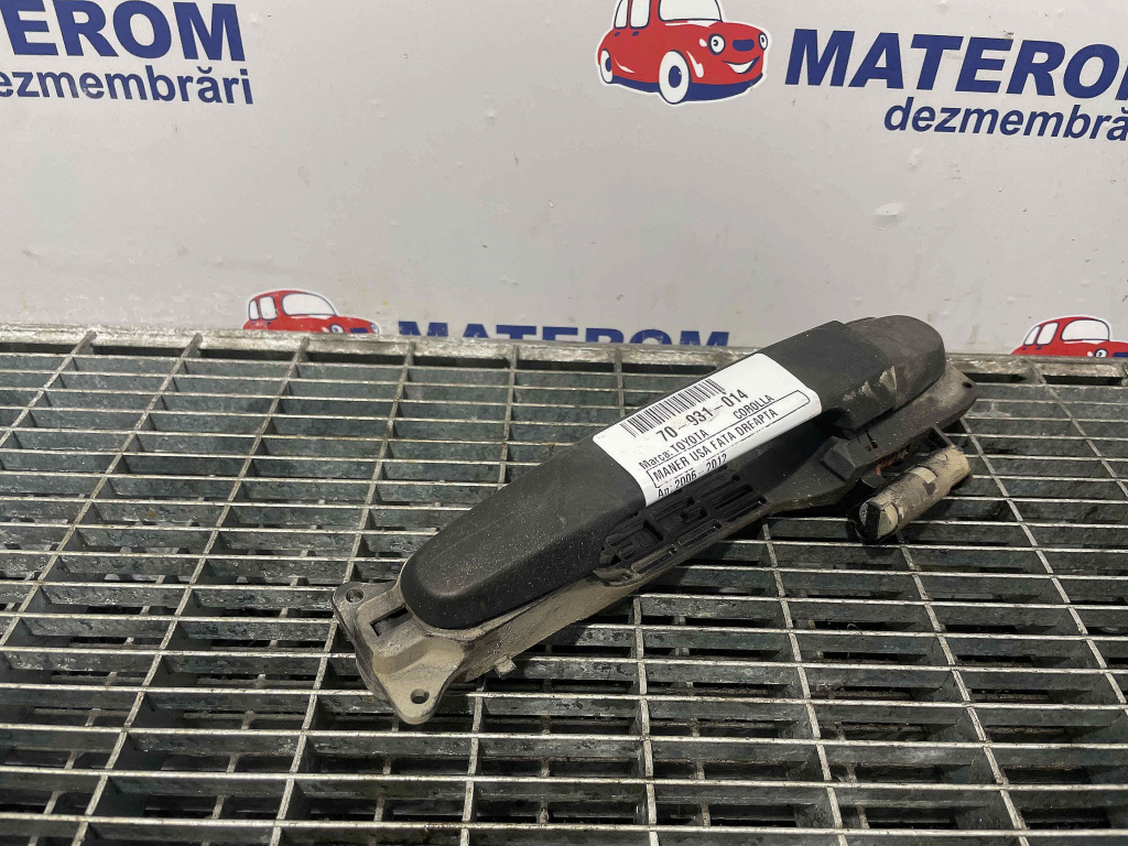 MANER USA FATA DREAPTA TOYOTA COROLLA COROLLA - - (2006 2012)