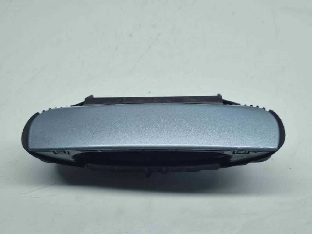 Maner usa stanga fata Audi A3 (8P1) [Fabr 2003-2012] 4B0839885