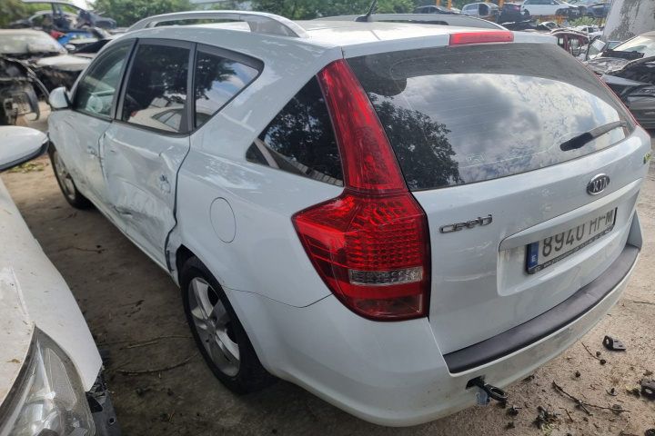 Maner usa stanga fata Kia Ceed 2012 brea