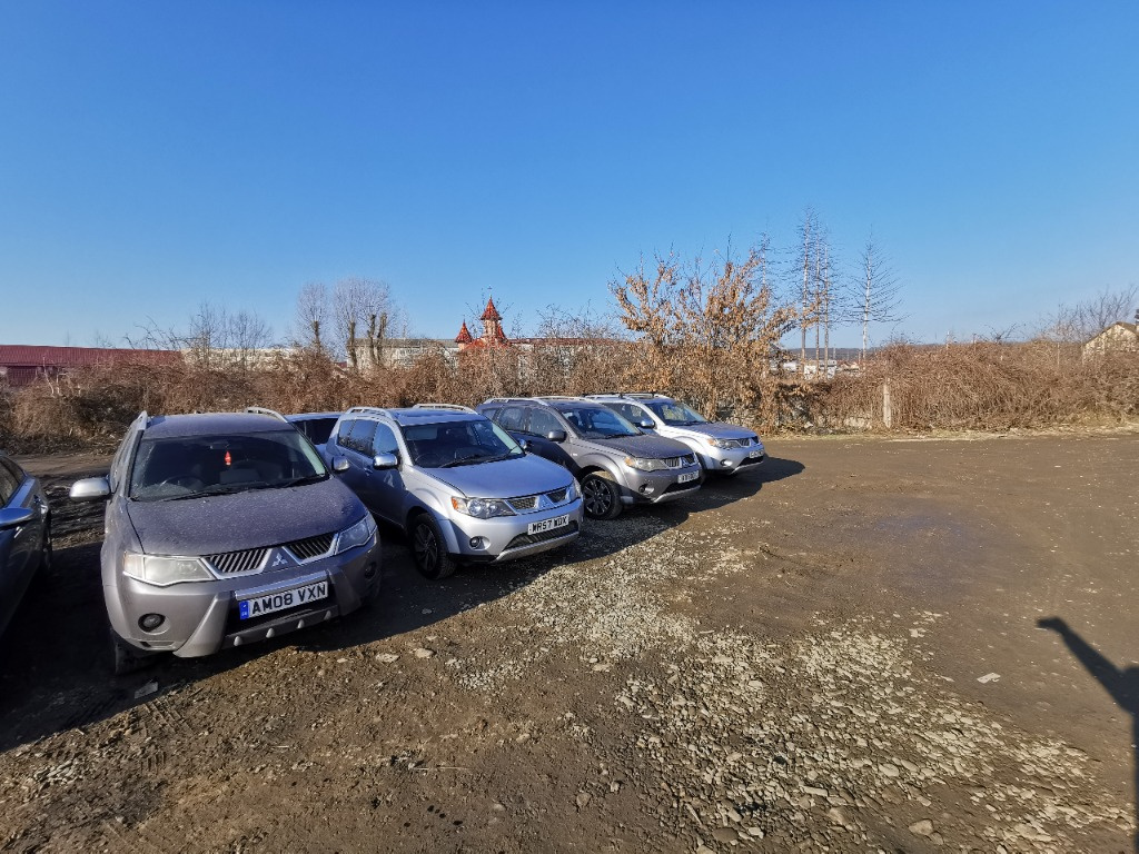 Maner usa stanga fata Mitsubishi Outland