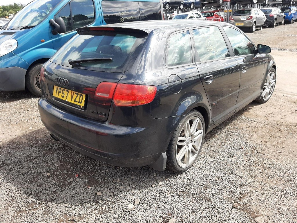 Maner usa stanga spate Audi A3 8P 2007 H