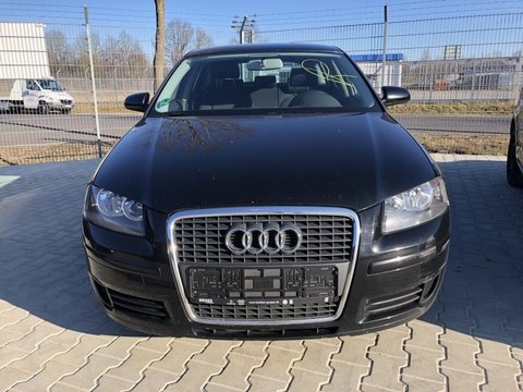 Maner usa stanga spate Audi A3 8P 2007 sportback 2,0 tdi BMM