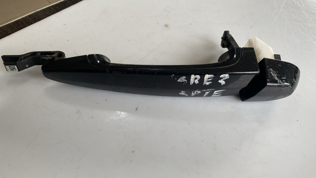 Maner usa stanga spate BMW Seria 3 E90 / E91 cod e9xl6