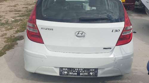 Maner usa stanga spate Hyundai i30 2011 