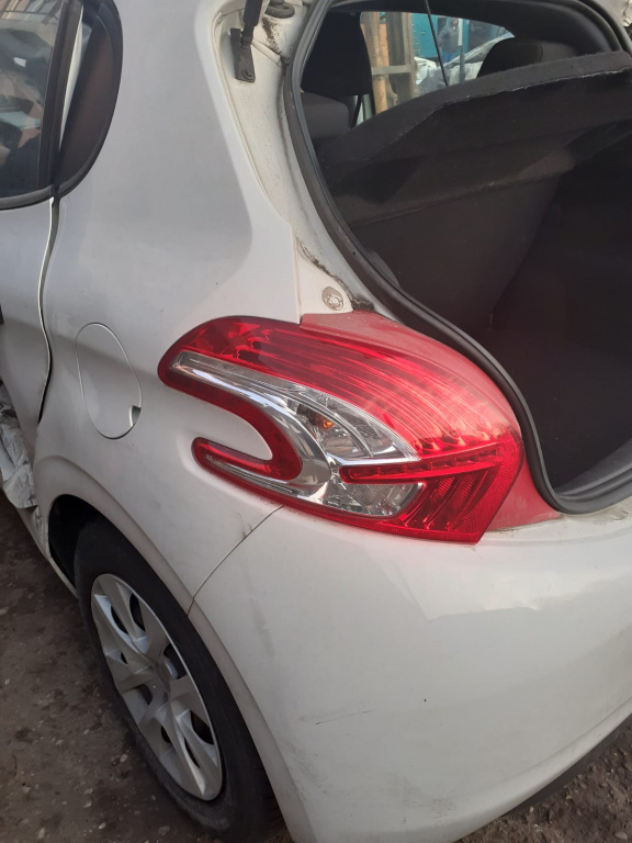 Maner usa stanga spate Peugeot 208 2016 