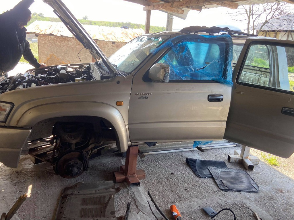 Maner usa Toyota Hilux 2001 - 2005
