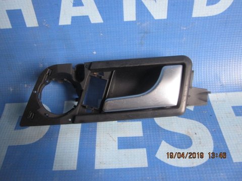 Manere portiere (interior) Audi A2; 8Z0837020