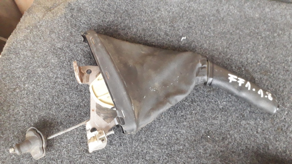Maneta / maner frana de mana Ford Focus 1 1.4 1.6 1.8 benzina diesel