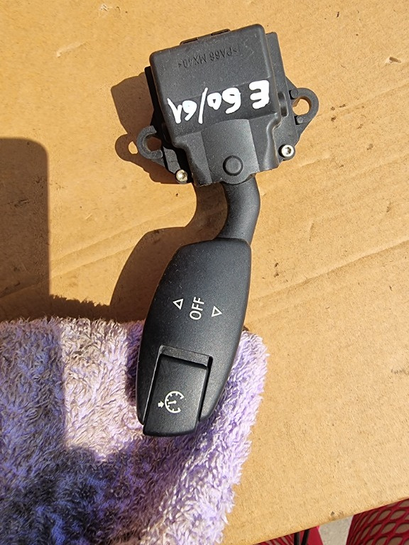 Maneta pilot automat / tempomat BMW Seria 5 E60 cod 6924104A