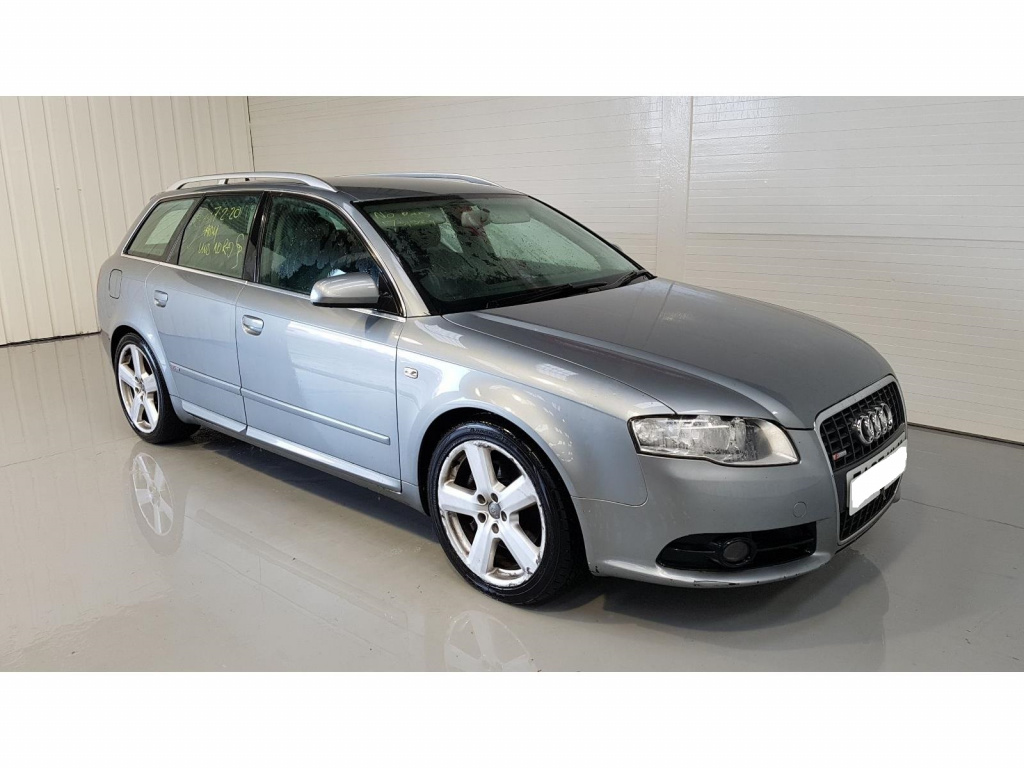 Maneta semnalizare Audi A4 B7 2006 Break 2.0 TFSi BWE