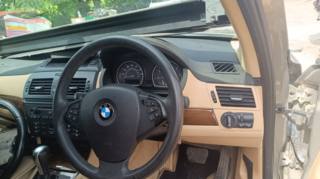 Maneta semnalizare BMW X3 E83 2009 SUV 2