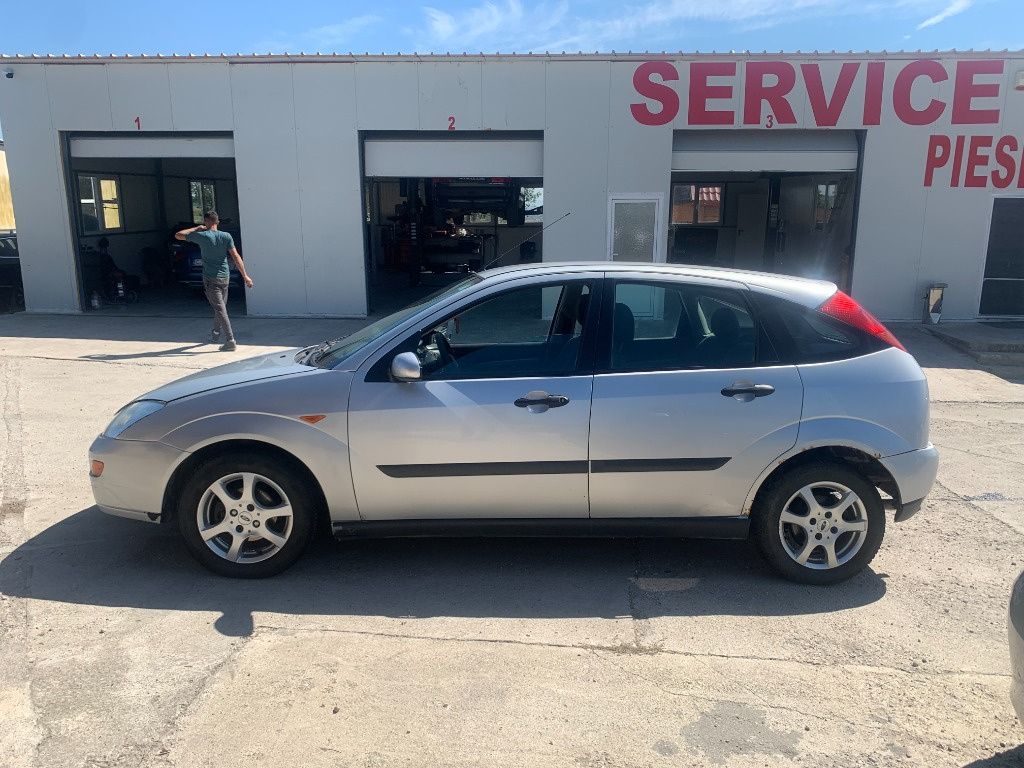 Maneta semnalizare Ford Focus 2002 hatch