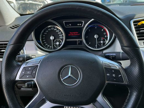 Maneta semnalizare Mercedes ML350 CDI W166 din 2013